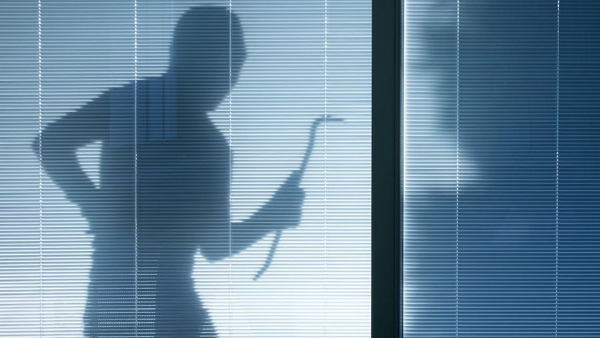 शराब के नशे में धुत था चोर