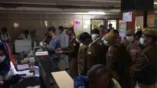 18 पीएसी जवानों की रिपोर्ट आई पॉजिटिव