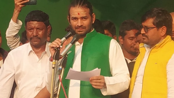 नीतीश सरकार पर तेजस्वी का हमला नीतीश सरकार पर तेजस्वी का हमला