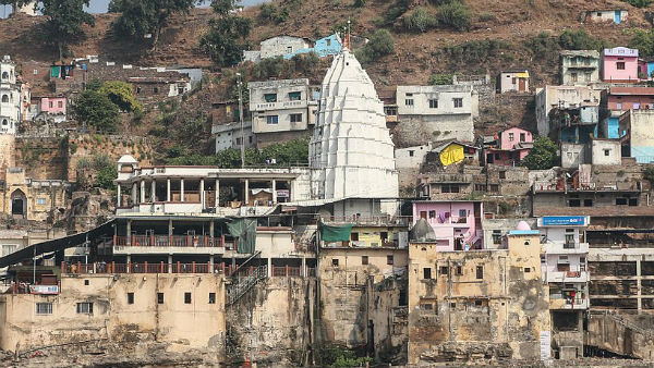 क्यों मनाते हैं महाशिवरात्रि