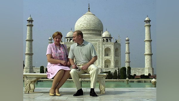 रूस से व्लादिमीर पुतिन भी पत्नी के साथ आए थे रूस से व्लादिमीर पुतिन भी पत्नी के साथ आए थे