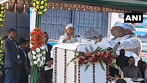 गिनाई अपनी उपलब्धियां