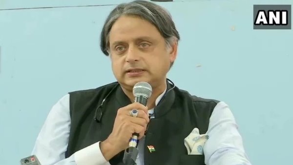 शशि थरूर ने किया ये बड़ा सवाल