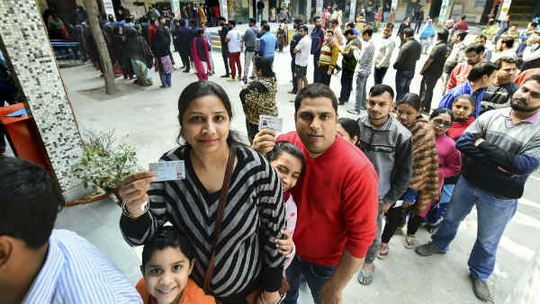 26 से 35 आयु वर्ग के वोटरों में भी 'आप' आगे