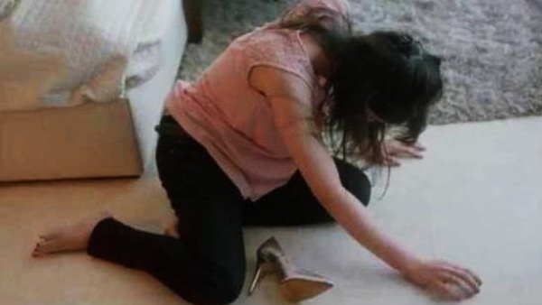 पत्नी के प्राइवेट पार्ट में डाल दिया छड़ पत्नी के प्राइवेट पार्ट में डाल दिया छड़