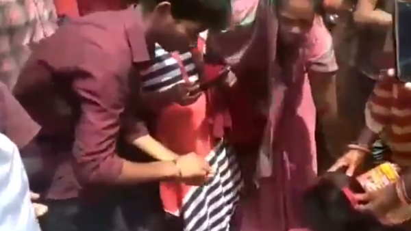 नाबालिग जोड़े की करा दी शादी नाबालिग जोड़े की करा दी शादी