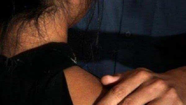 कोर्ट ने हिरासत में भेजा कोर्ट ने हिरासत में भेजा