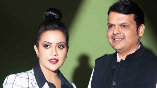 अमृता फडणवीस को दी थी चेतावनी