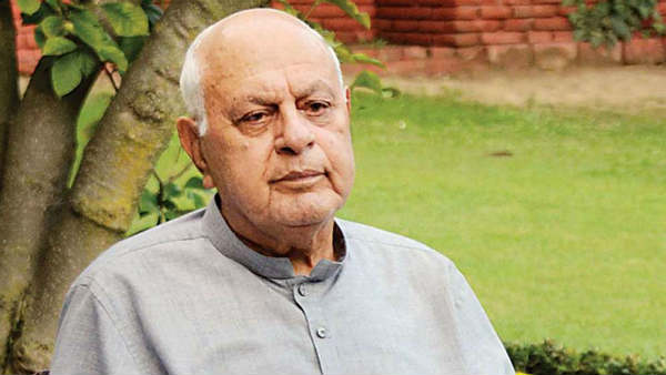 वाजपेयी के एक फैसले पर इस्‍तीफा देने को रेडी थे अब्‍दुल्‍ला 