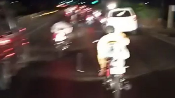 watch video: horrific clash between bikes at Rajkot highway, Two dead