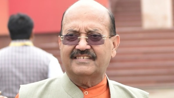 दुश्मनों पर साधा निशाना दुश्मनों पर साधा निशाना