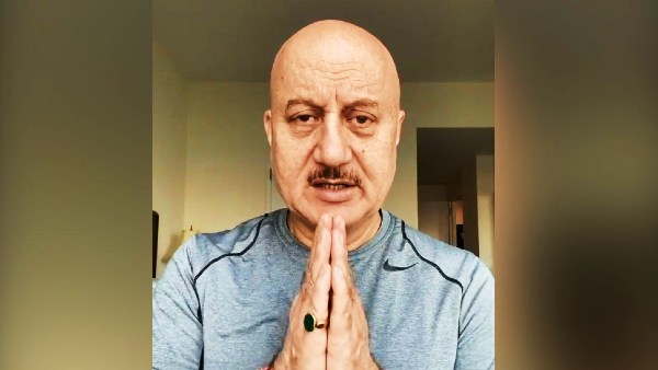 अनुपम खेर ने वीडियो जारी कर नमस्ते को किया प्रमोट!