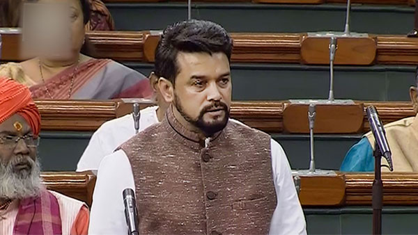 लोकसभा में राहुल गांधी ने पूछे देश के 50 डिफॉल्टर के नाम, अनुराग ठाकुर ने दिया ये जवाब लोकसभा में राहुल गांधी ने पूछे देश के 50 डिफॉल्टर के नाम, अनुराग ठाकुर ने दिया ये जवाब