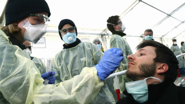 छींक और खांसी से संक्रमण 