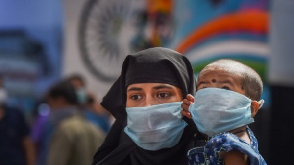 युवती भी पॉजिटिव