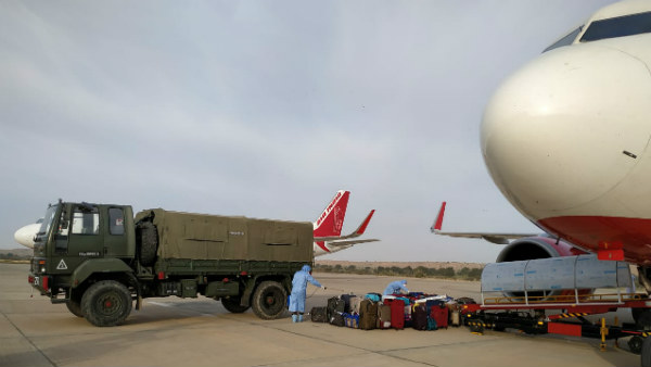 जागरुक होना ही है कोरोना से बचाव