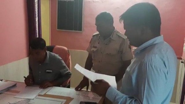 परिजनों को पुलिस ने किया पाबंद परिजनों को पुलिस ने किया पाबंद
