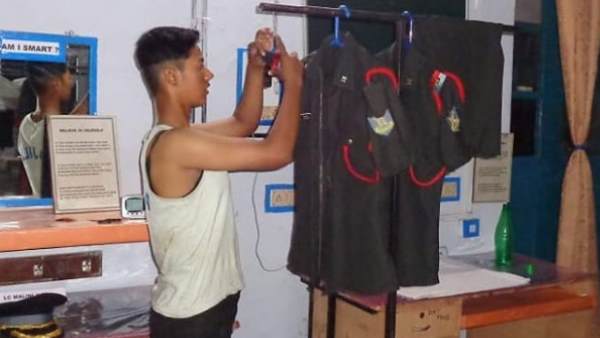  'मलंग' में देखी गई थीं