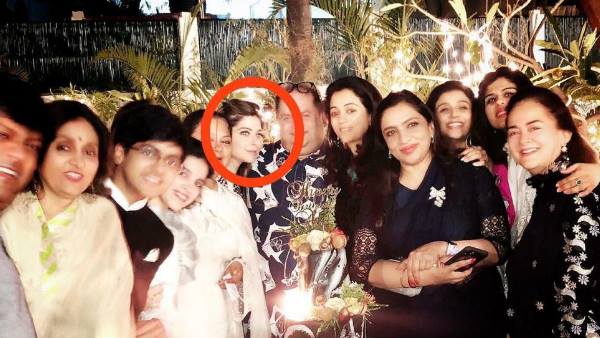 लंदन से लौटीं कनिका, आकर की पार्टी