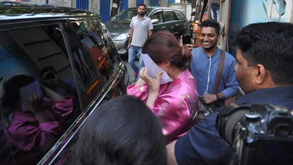 ट्विंकल ने शेयर किया वीडियो ट्विंकल ने शेयर किया वीडियो