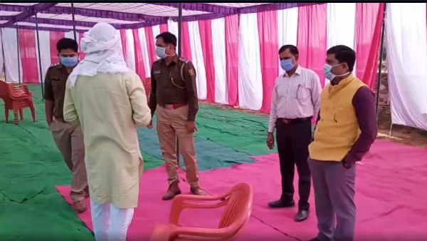 12 दिन पहले हुई पिता की मौत