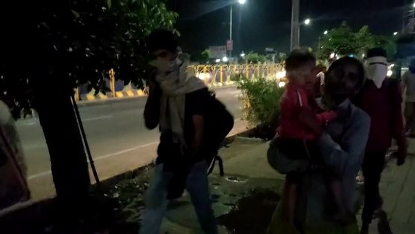 50,000 से ज्यादा कामगार घरों को रवाना हुए 50,000 से ज्यादा कामगार घरों को रवाना हुए