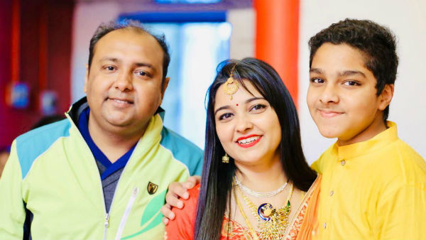 'महिला का मुकाबला खुद महिला से है'