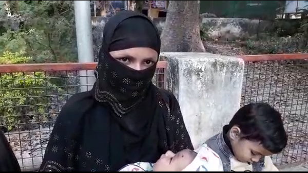 husband gives triple talaq to wife in varanasi