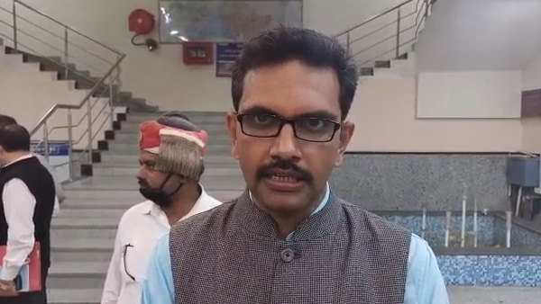 coronavirus affected Kanika Kapoor was in kanpur party