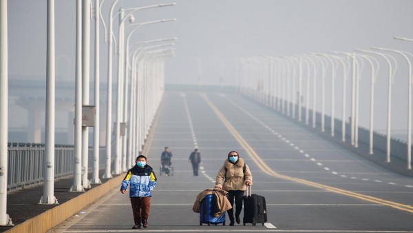 एक शहर से दूसरे शहर जाने वालों की यातायात पर प्रतिबंध एक शहर से दूसरे शहर जाने वालों की यातायात पर प्रतिबंध