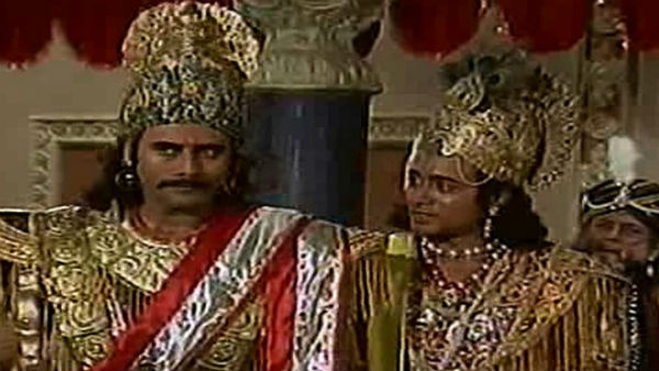 'लोगों को सही और गलत बताएंगे रामायण-महाभारत'