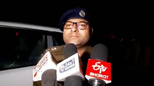 मां-बेटी की धारदार हथियार से हत्या