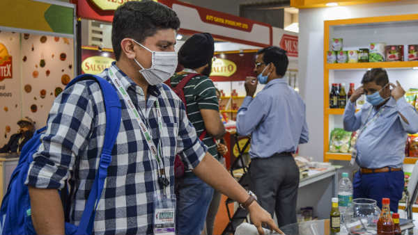 कीमतों में चार-चार गुना इजाफा