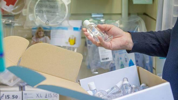 मास्क एवं सेनेटाइजर के उत्पादन करने के आदेश