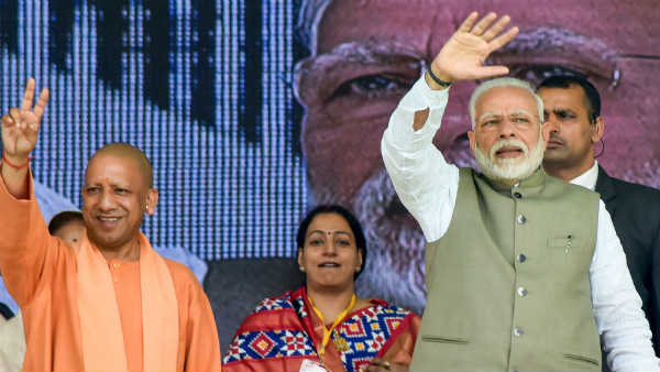 हर सोशल मीडिया प्‍लेटफॉर्म पर करोड़ो फॉलोअर्स 
