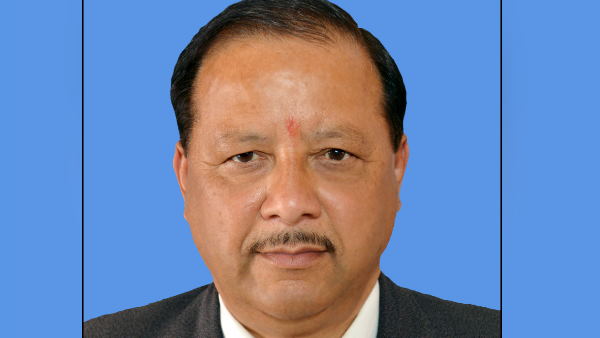 समाधि स्थल के लिए खोदा गया गड्ढा खतरनाक