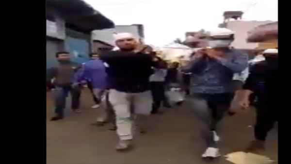 बुलंदशहर के मुस्लिम बहुल इलाके का मामला