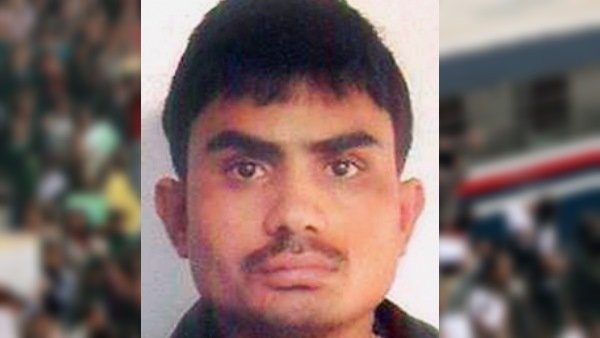 दोषी अक्षय को फांसी से बचाने के लिए पत्नी ने चली हैं ये चाल दोषी अक्षय को फांसी से बचाने के लिए पत्नी ने चली हैं ये चाल