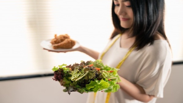 मांस खाने से फैल सकता है कोरोना वायरस ?