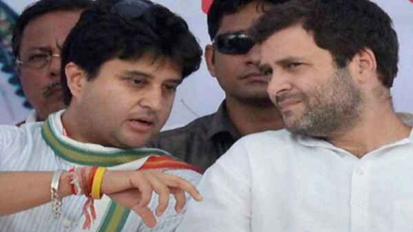 राहुल गांधी का अध्‍यक्ष पद छोड़ना