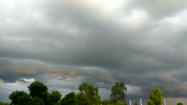 पहाड़ी राज्यों में बर्फबारी हो सकती है