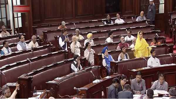 37 सीटों पर निर्विरोध जीत चुके हैं उम्मीदवार