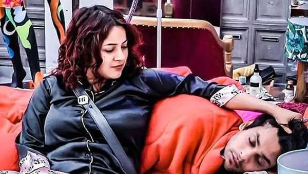  बिग बॉस 13 के सिद्धार्थ शुक्ला से प्रेम का इजहार कर चुकी थी शहनाज