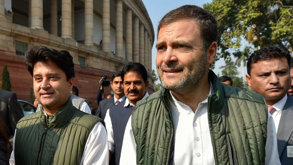 कांग्रेस में ही उठे बगावती सुर