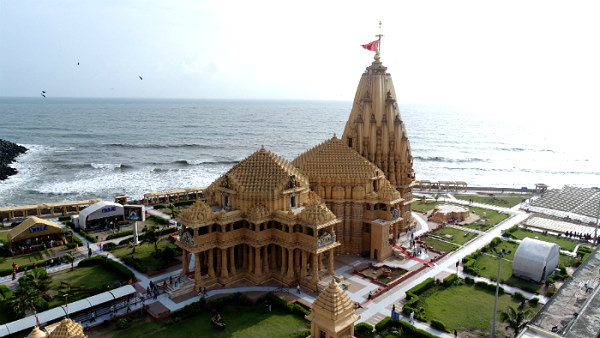 Somnath Temple and Ambaji Temple Rs 1-1 Crore Donation to fight with Coronavirus Somnath Temple and Ambaji Temple Rs 1-1 Crore Donation to fight with Coronavirus