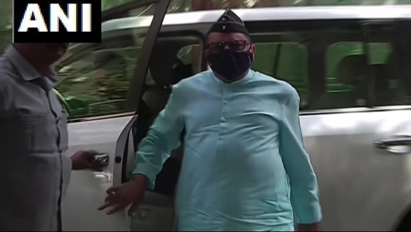 Essel Group Chairman Subhash Chandra has reached the Enforcement Directorate office in Mumbai Essel Group Chairman Subhash Chandra has reached the Enforcement Directorate office in Mumbai