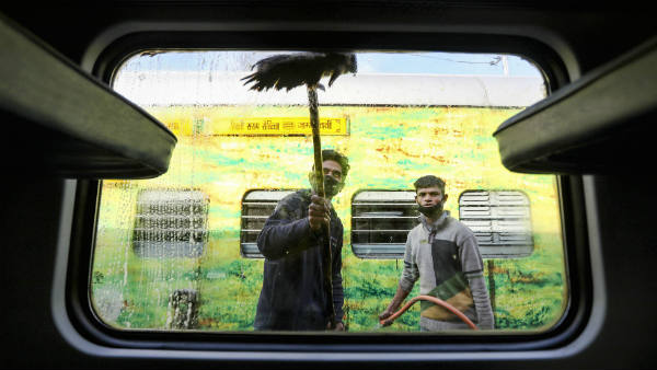 कैंसिल ट्रेनों की पूरी लिस्ट