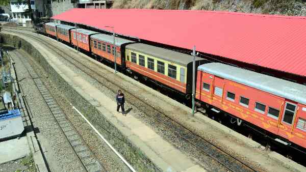 काउंटर टिकट वापसी पर 100% रिफंड काउंटर टिकट वापसी पर 100% रिफंड