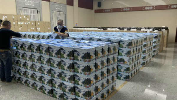 बढ़ रहा है चीन की सरकार पर दबाव 