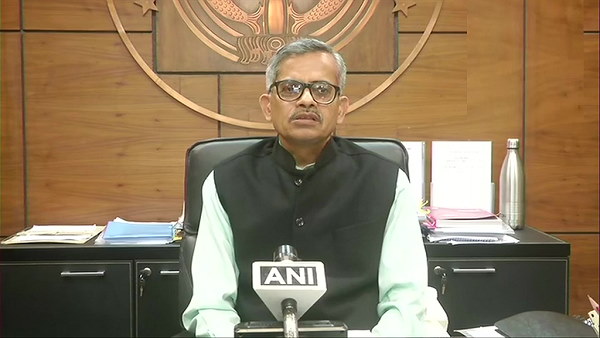 Noida DM Brijesh Narayan Singh Transferred, Suhas Alwai the new-DM of Gautam Buddh Nagar